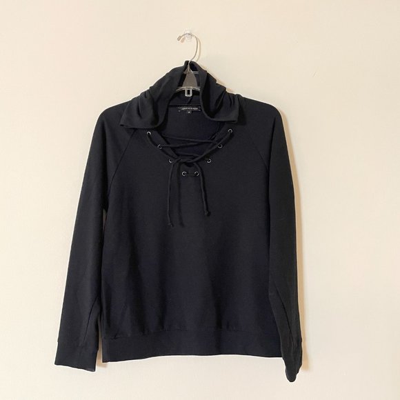 Soft hooded sweatshirt with ties - Picture 9 of 11